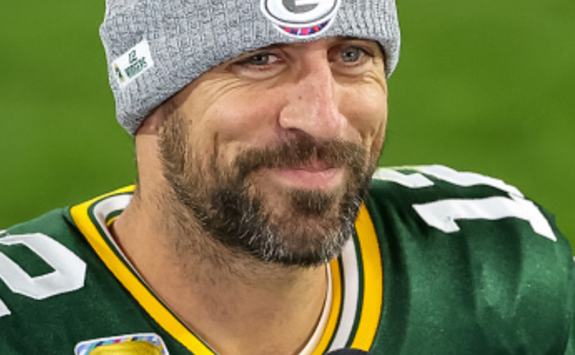 “Aaron Rodgers Appears on ‘Manningcast’ – Fan Reactions to MNF’s Special Guest”. – Baller Blog