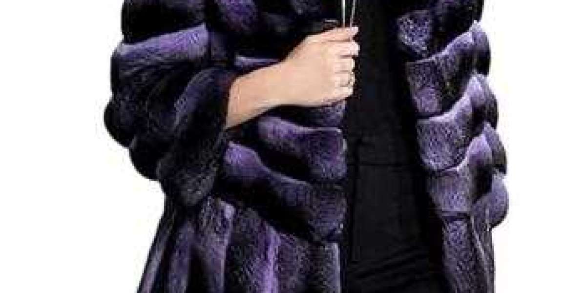 The Rise of Bespoke Chinchilla Fur Coat Designs